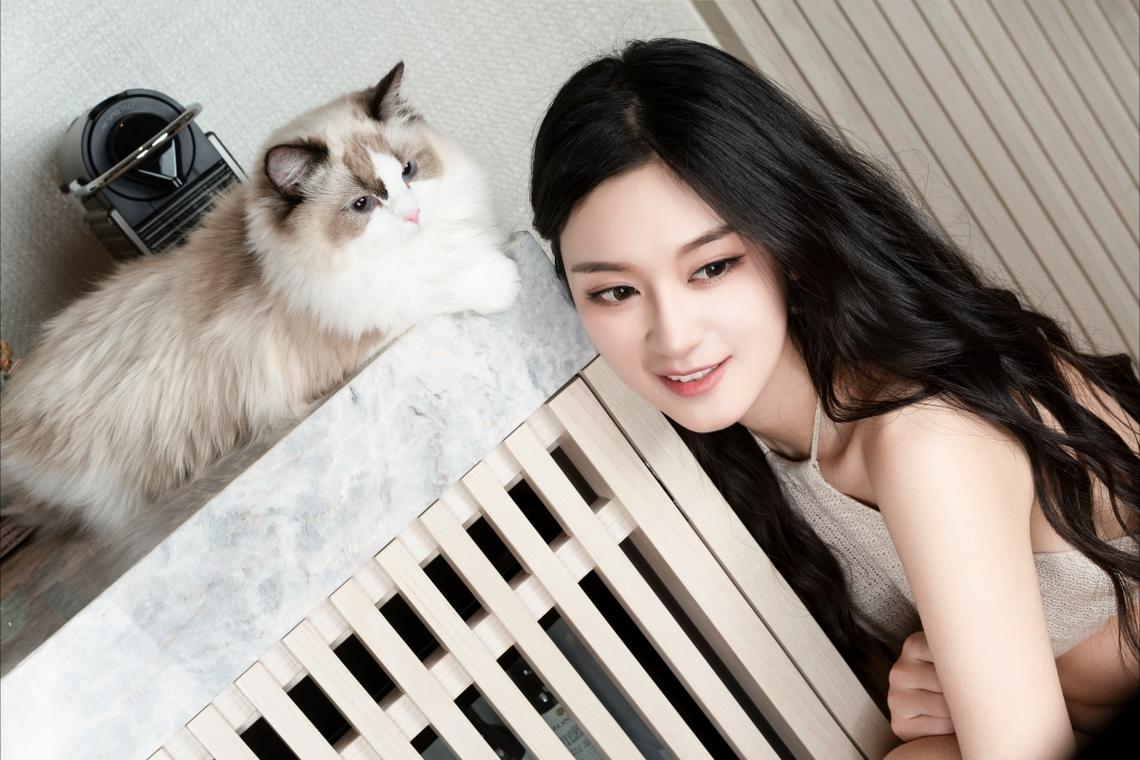 首趟哈萨克斯坦进口铬铁中欧（亚）班列抵晋